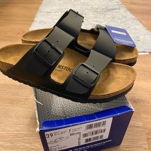 Black Birkenstock’s